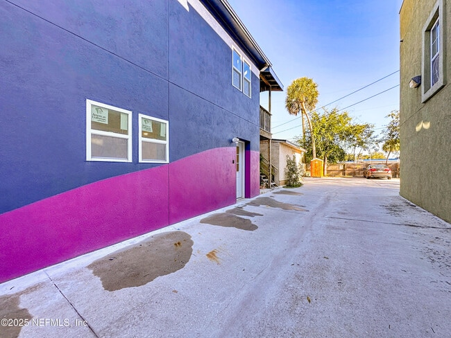 912 St Johns Ave Unit 101