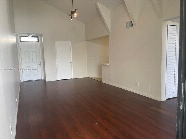 Photo - 210 Lake Pointe Dr Unit #308