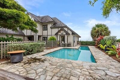 Building Photo - 965 Pebble Ln
