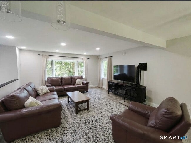 Photo - 27 Paper Mill Rd