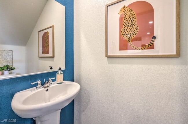 Photo - 10923 Heatherford Ave