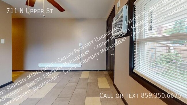 Photo - 711 N Upper St