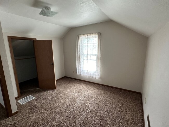 Photo - 3 Bedroom Home