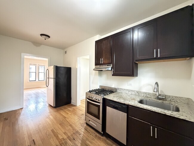Photo - 4127 N Ashland Ave Unit 3