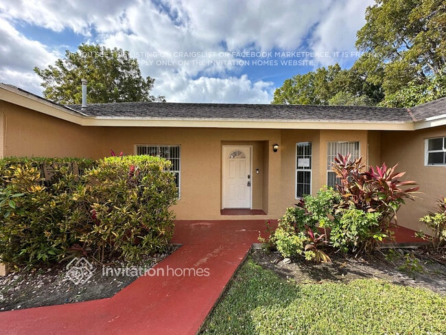 Photo - 10111 NW 57th Terrace