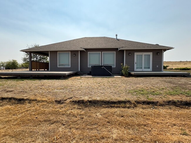 Photo - 830 Horseshoe Bend Rd
