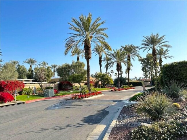 76956 Comanche Ln