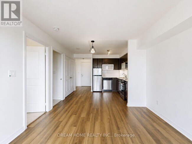 Photo - 2015 Sheppard Ave E Unit 507