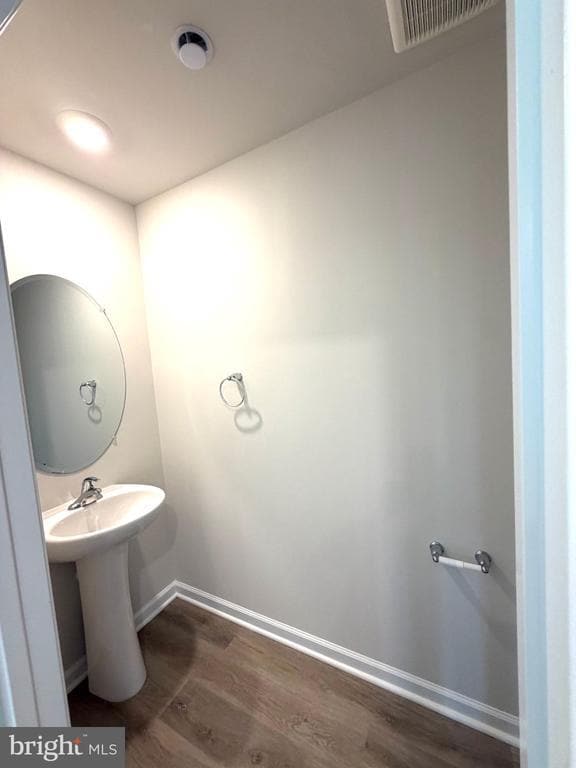 Photo - 128 Essex Dr