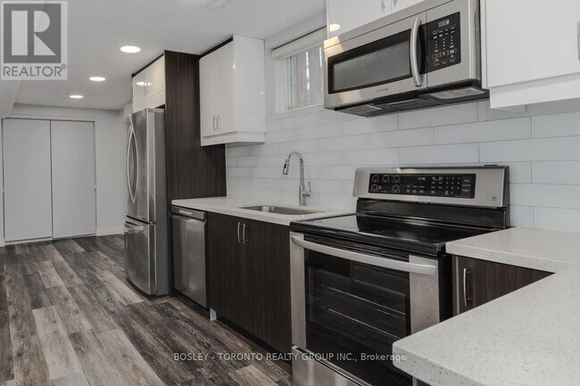 Photo - 63 Burndale Ave