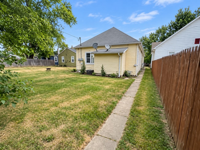 918 E Pleasant Run Parkway North Dr