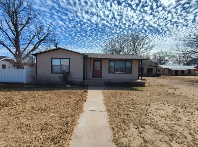 Photo - Cute 3-Bedroom Home in Sterling City AVAILABLE SOON!