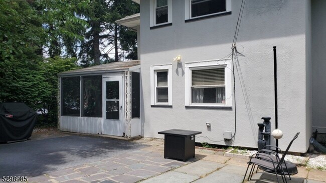 Photo - 773 Bloomfield Ave