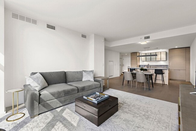 Photo - 1425 Hudson St Unit 11B