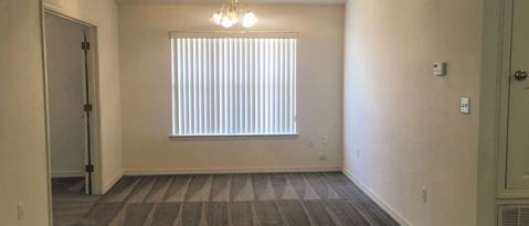 Photo - 1608 Sutton Pl