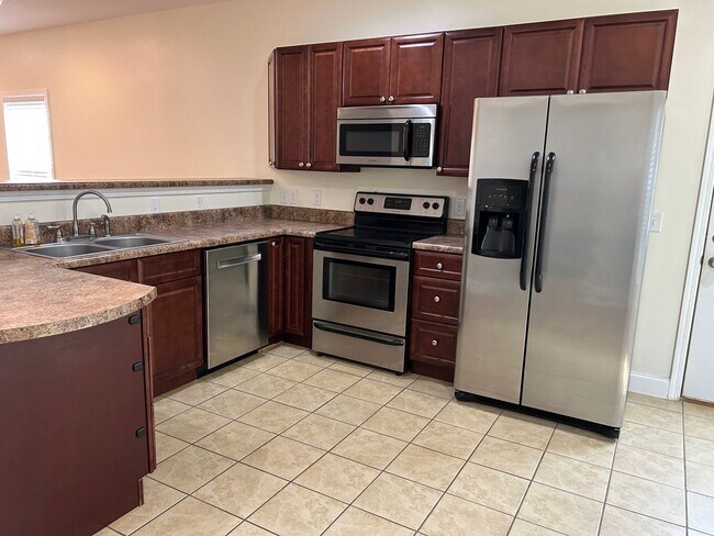 Photo - 3 Bedroom/2.5 Bath Home Kingsport, TN