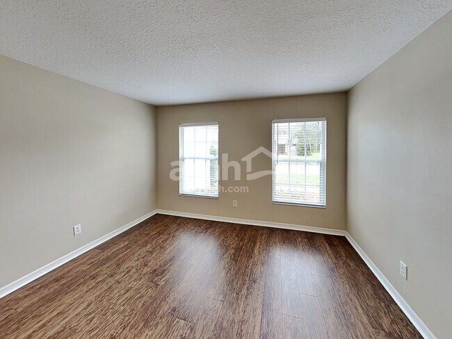 Photo - 11406 3rd Avenue East