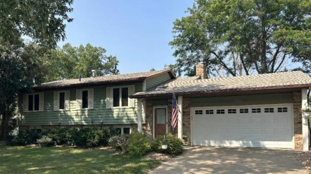 Photo - 156 Tamarack Ct