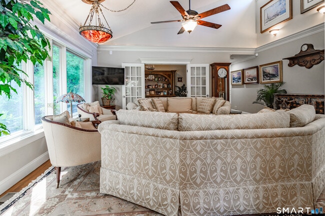 Photo - 2 Bramble Bush Unidad 2