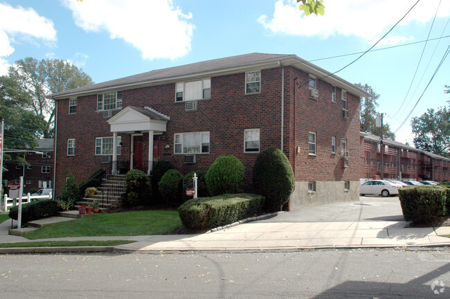 Oak Terrace - Oak Terrace Apartments