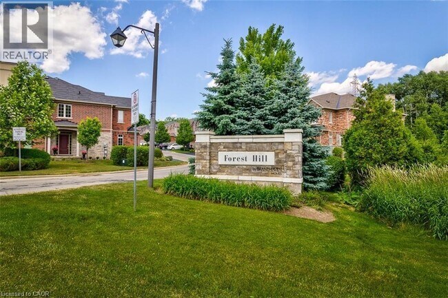 Photo - 35 Oakhaven Pl