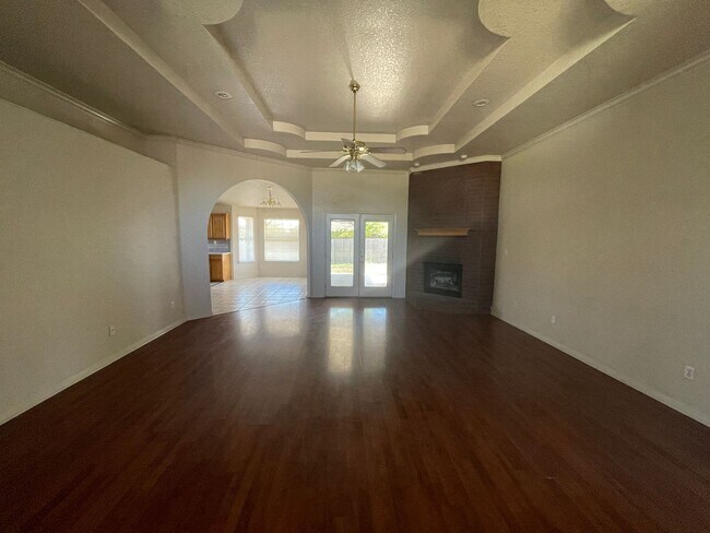 Photo - 5500 Jim Ave