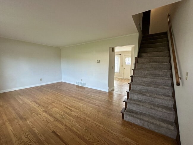 Photo - 3BD/1.5BA Townhome Condo in Germantown!