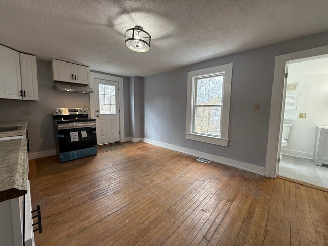 84 Monadnock St Unidad 1