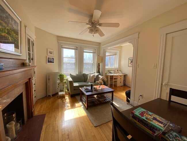 Photo - 331 Harvard St Unidad 3