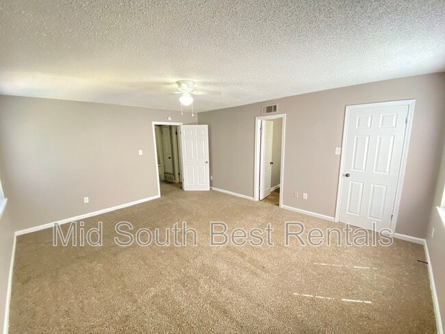 Photo - 3753 Firethorne Dr