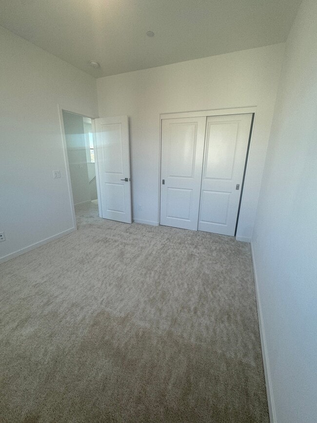 3975 Lavine Wy