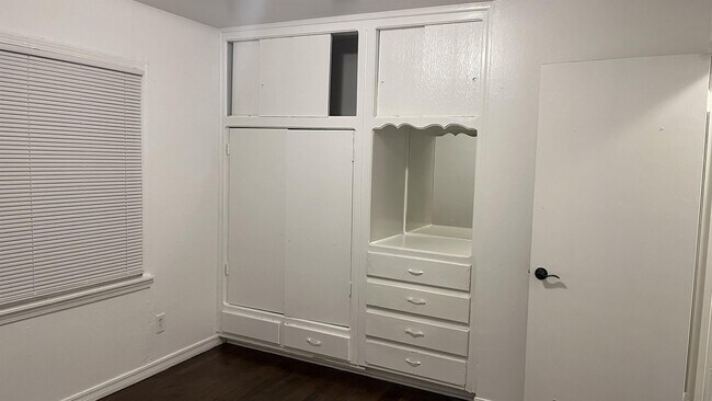 Photo - 3408 Woodside Dr