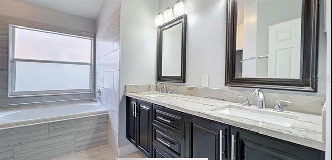 Photo - 167 Haversham Way