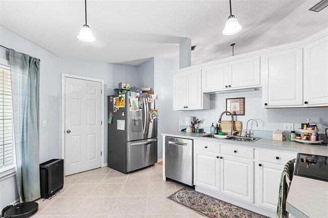 Photo - 7604 Castle Bay Ct