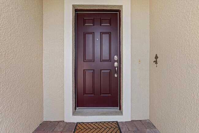 Photo - 8932 Excelsior Loop