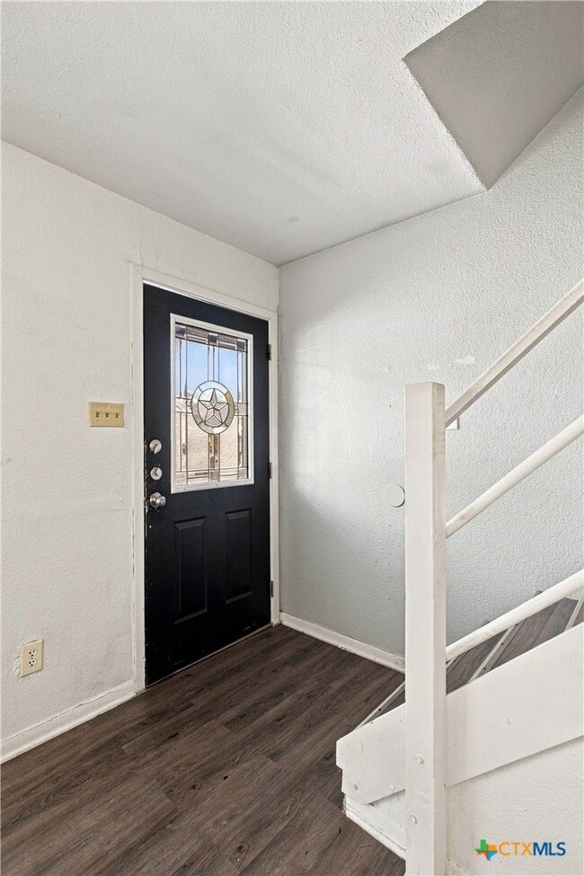 Photo - 3410 Victoria Cir