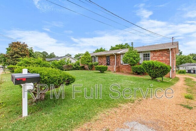 Photo - 3127 Larkspur Dr Unidad A Rental