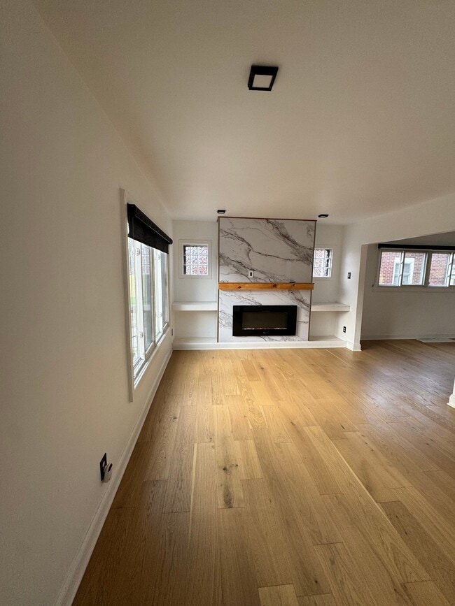 Photo - 15318 Murray Hill St Unit 2