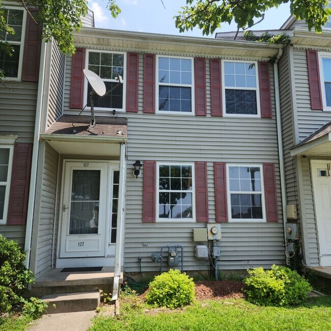Stoney Creek Townhome - Stoney Creek Townhome