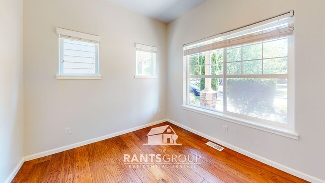 Photo - 5146 Balustrade Blvd SE