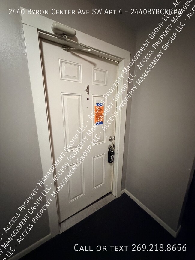 Photo - 2440 Byron Center Ave SW Unit 2440BYRCNR#4