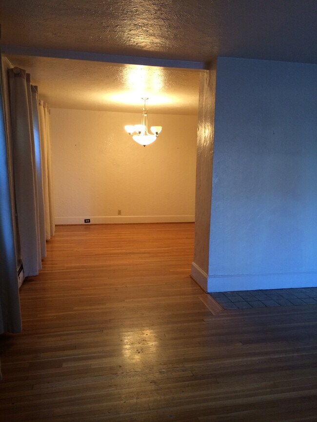 Photo - 2576 Beechwood Blvd Unit Blue Slide Duplex