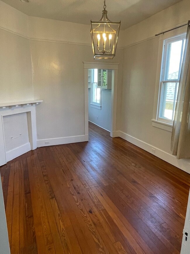 Photo - 3115-3115 Constance St Unit 3113