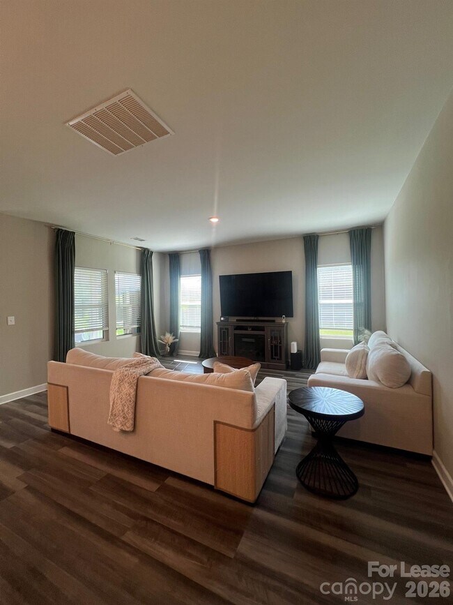 Photo - 8921 Pennegrove Cir