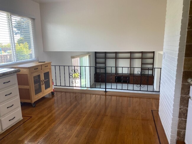 Photo - 239 Killdeer Ct