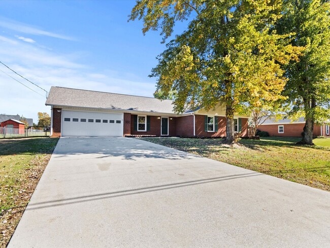 Photo - Great location in Harvest and only minutes...