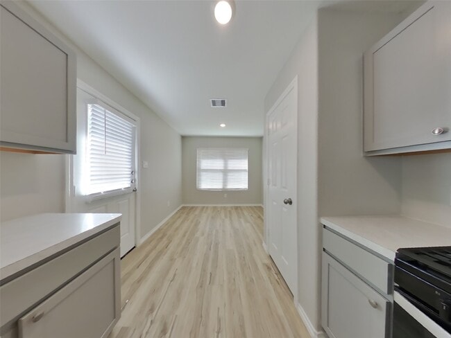 Photo - 17588 Rosewood Manor Ln
