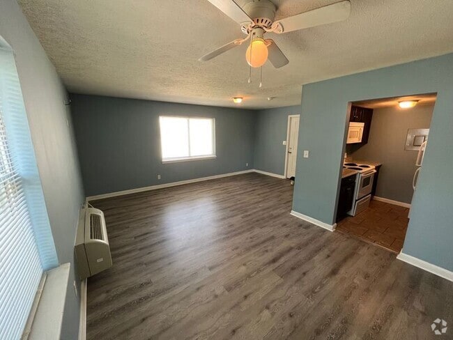 Building Photo - 411 Iowa Ave Unit 10 Rental