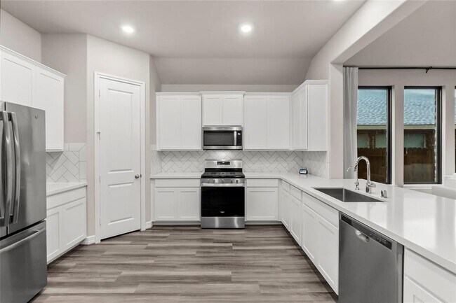 Photo - 31418 Whitcombe Summit Wy