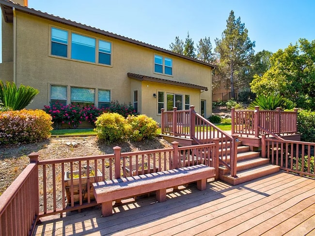 Photo - 5192 Piazza Pl